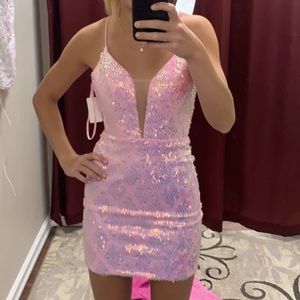 HOMECOMING DRESS BREEZE BOUTIQUE SIZE 2 IRIDESCENT PINK